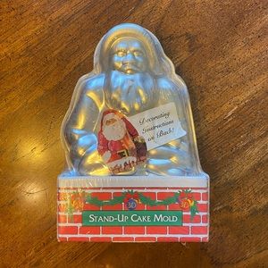 Nordic Ware Vintage 3D Stand-up Santa Clause Cake Pan